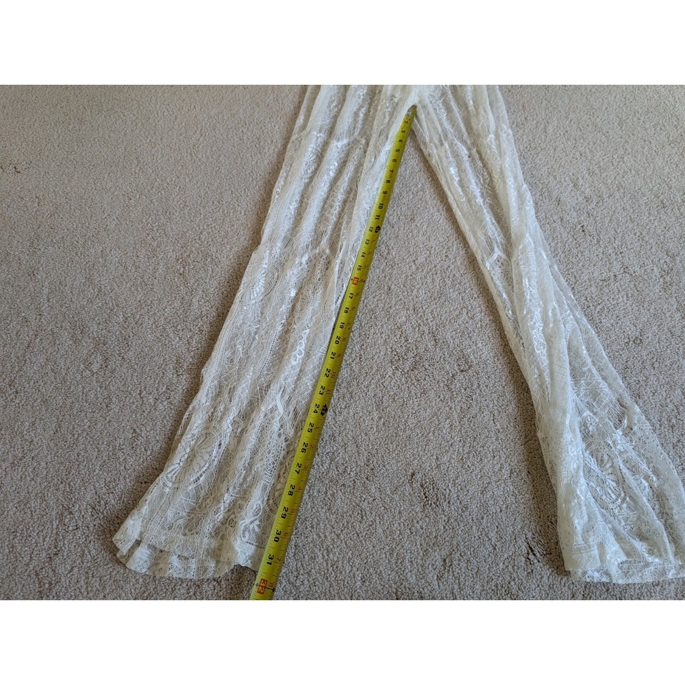 Minkpink Ivory White Lace Bodysuit Jumpsuit Size XS - Picture 12 of 13